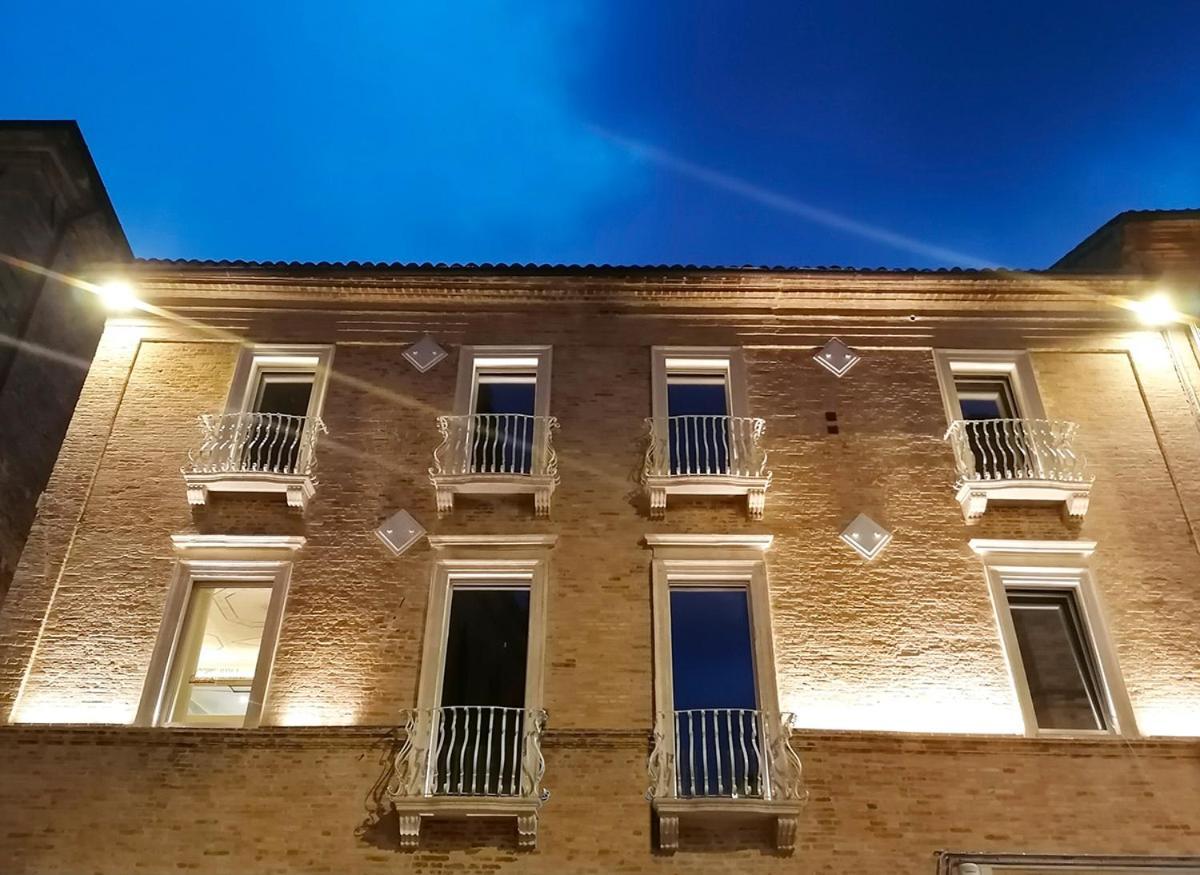 Palazzo Cortesi Мачерата Экстерьер фото